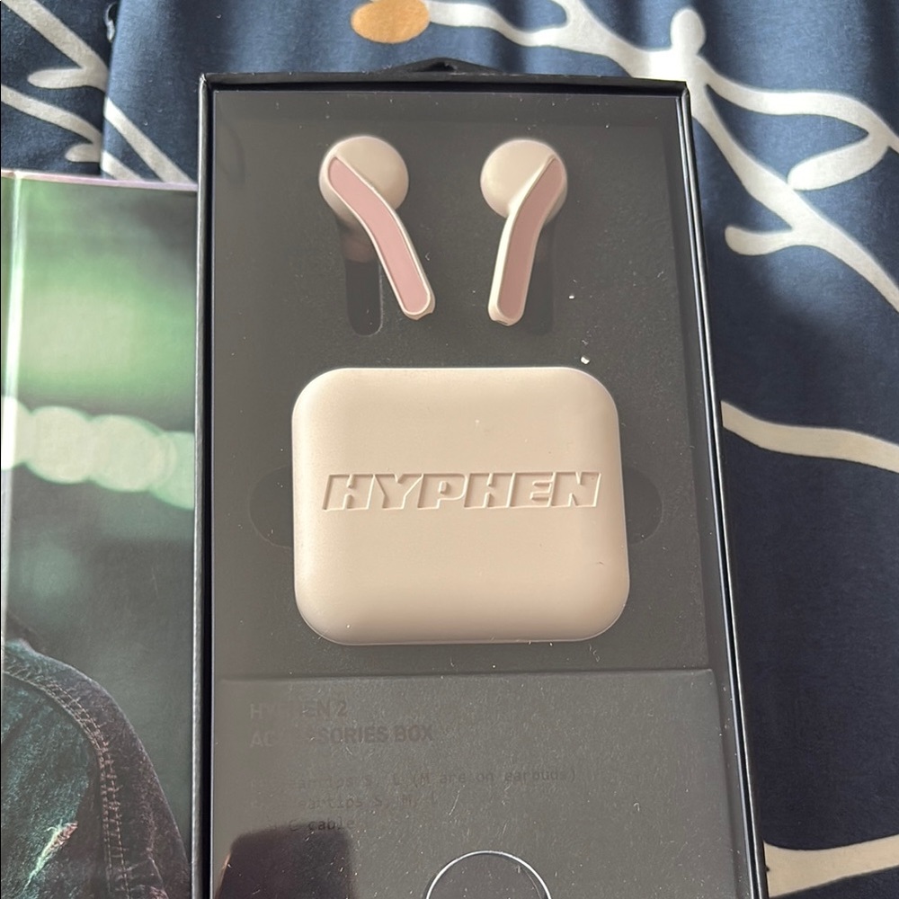 Rolling Square Hyphen 2 Wireless Earbuds